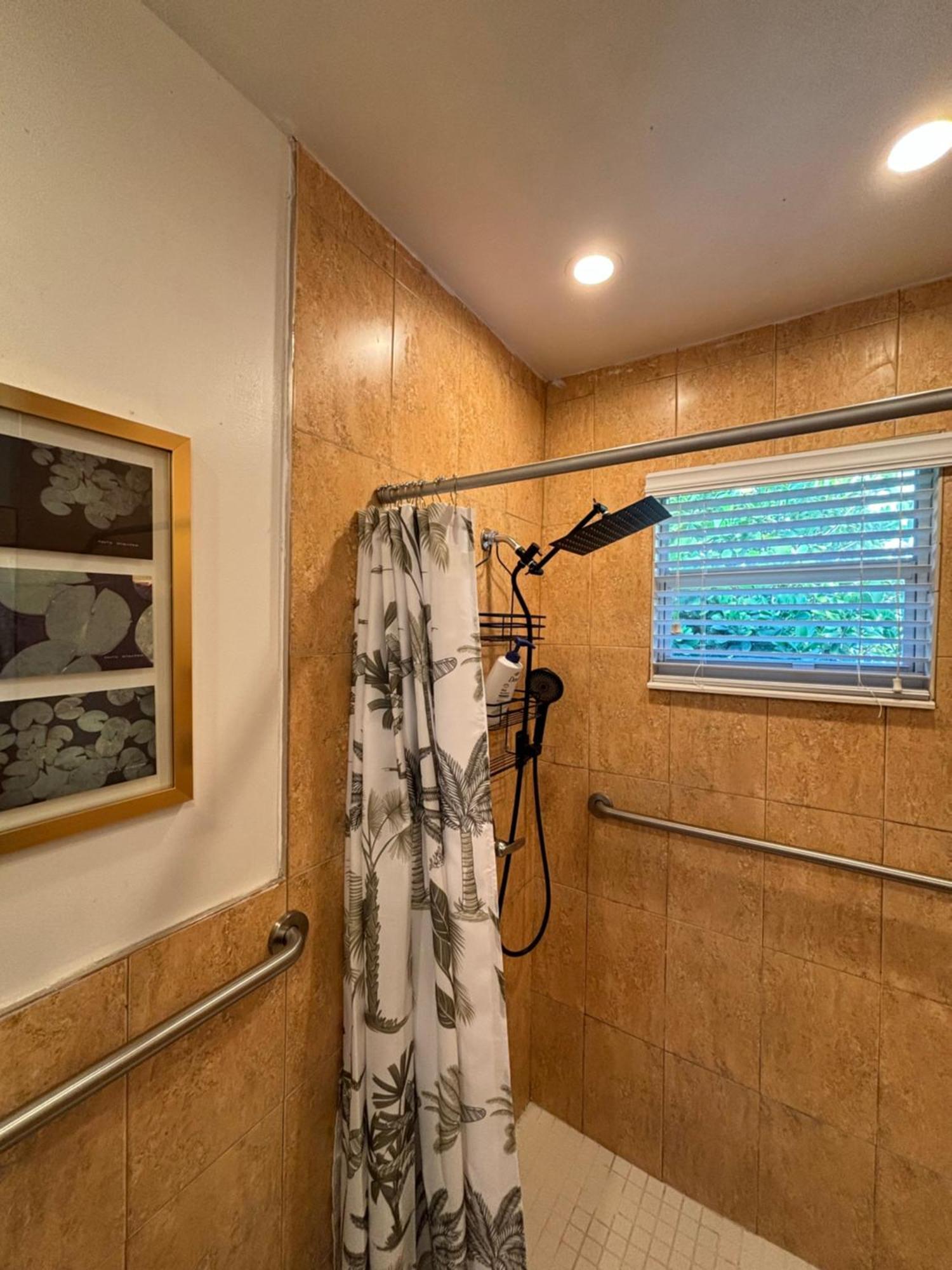 Deluxe Room In Best Location Miami In A 2 Bedrooms Unit - Parking, Laundry And Luggage Storage Ngoại thất bức ảnh